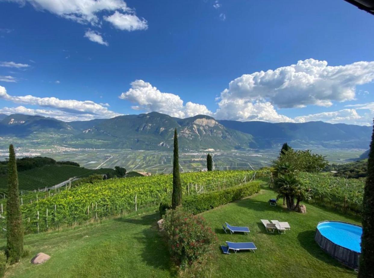 Santlhof - Sauvignon Lägenhet Cortaccia Exteriör bild